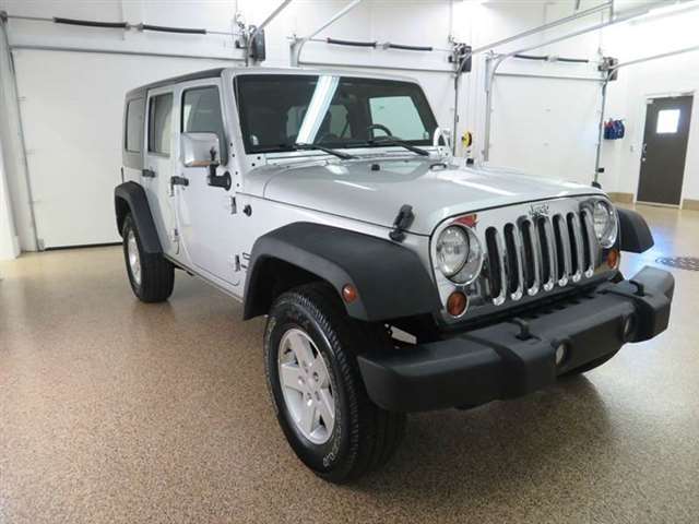 2010 Jeep Wrangler Unlimited 4x4 Sport 4dr SUV